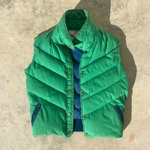 Vintage Woolwich green puffer vest. Size M